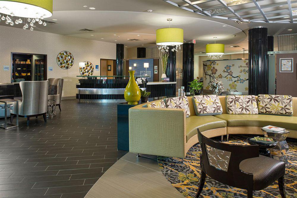 Holiday Inn Express & Suites Kansas City Airport By Ihg Интерьер фото