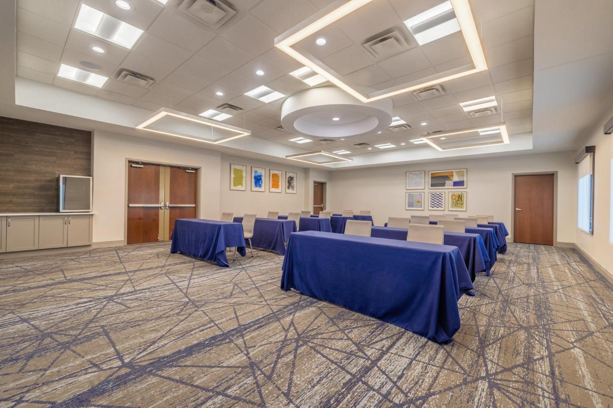 Holiday Inn Express & Suites Kansas City Airport By Ihg Экстерьер фото