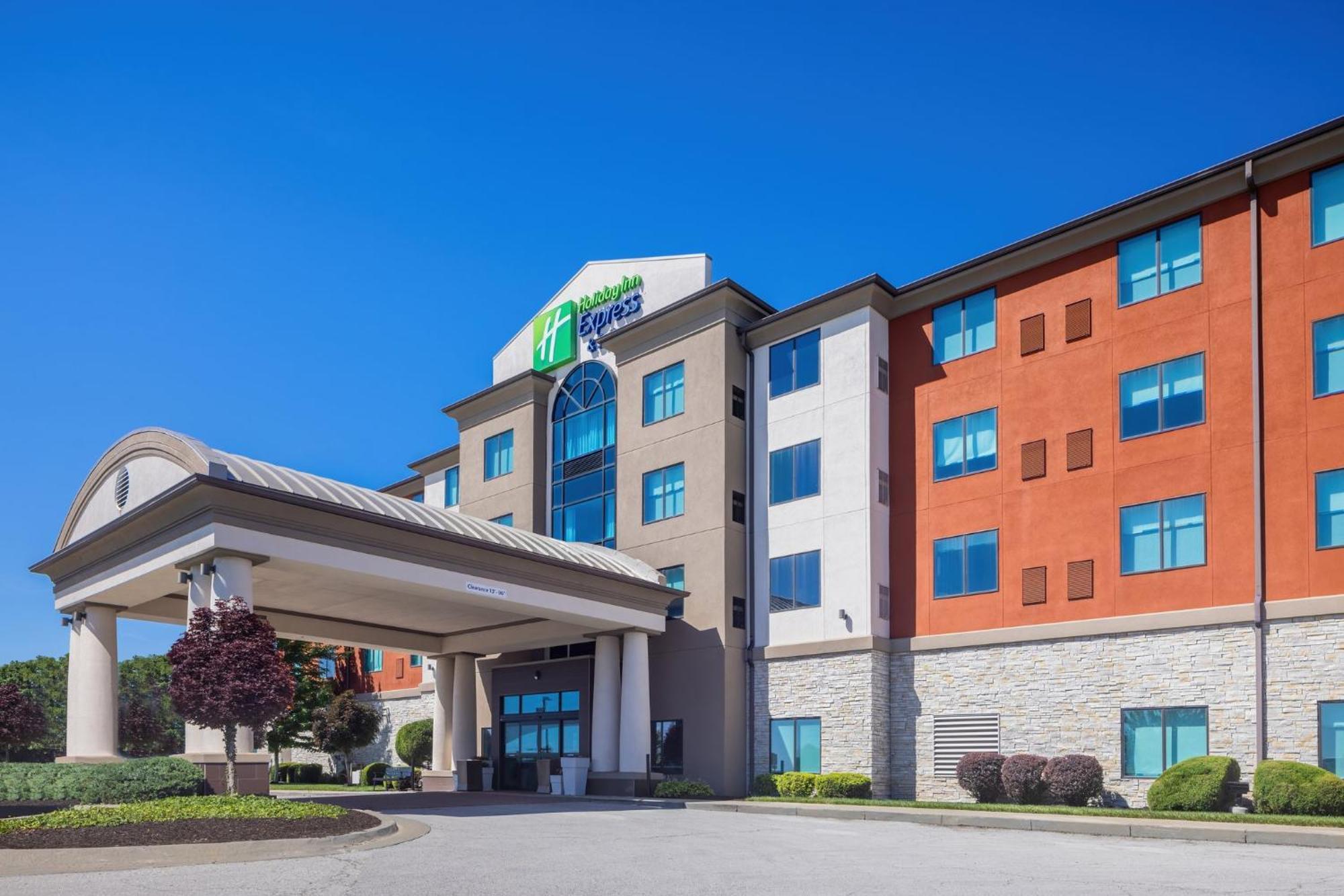 Holiday Inn Express & Suites Kansas City Airport By Ihg Экстерьер фото