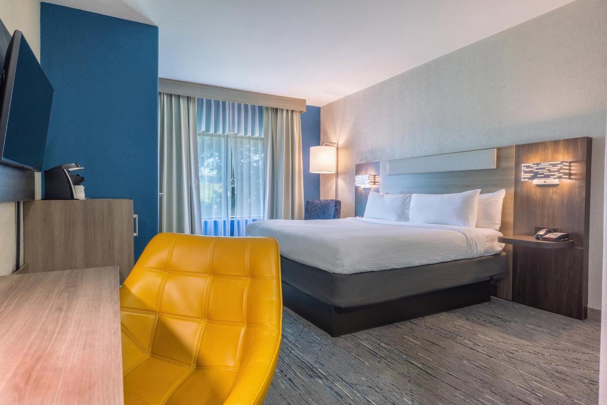 Holiday Inn Express & Suites Kansas City Airport By Ihg Экстерьер фото