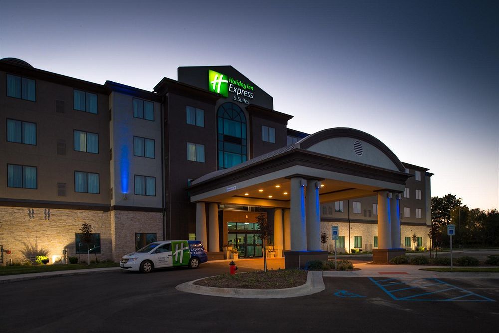 Holiday Inn Express & Suites Kansas City Airport By Ihg Экстерьер фото